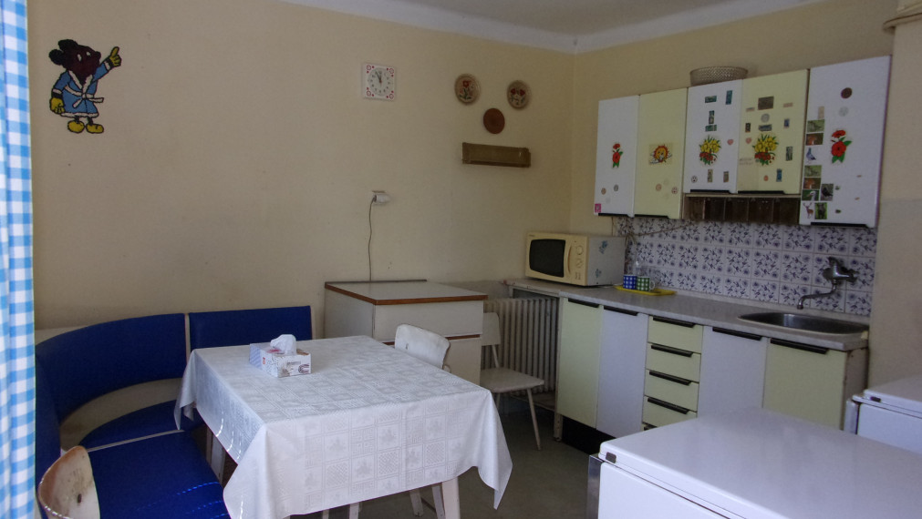 ZNÍŹENÁ CENA rodinný dom 120 m2, pozemok 2091 m2, Semerovo, Nové Zámky