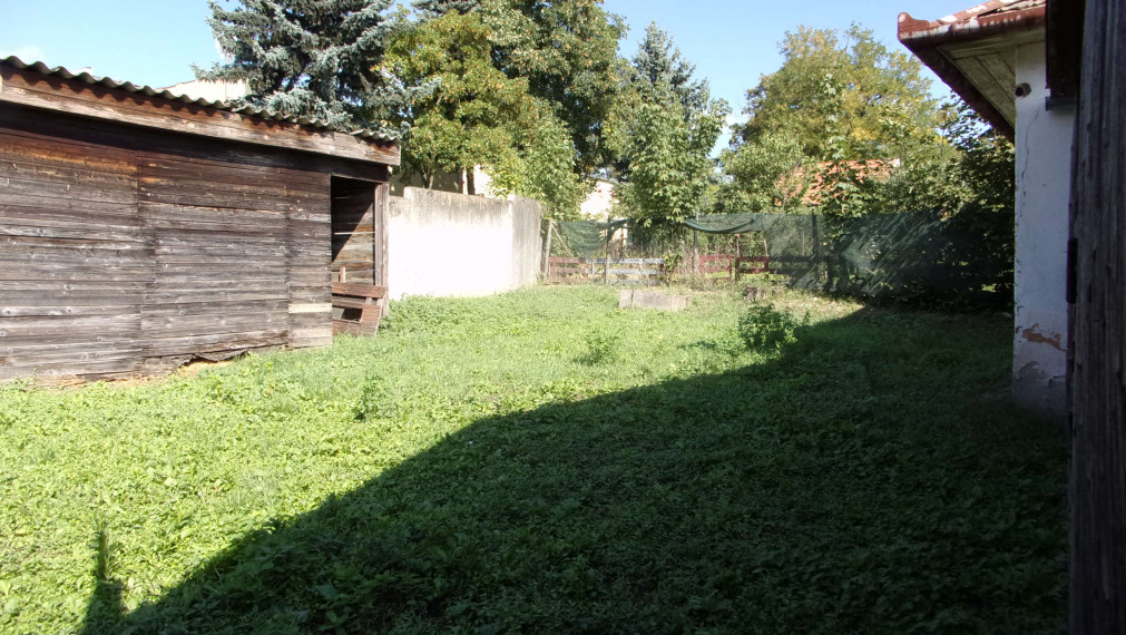 Investičná ponuka - prevádzková budova 400 m2, Plavé Vozokany, Levice