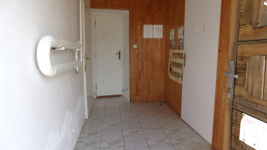 Investičná ponuka - prevádzková budova 400 m2, Plavé Vozokany, Levice