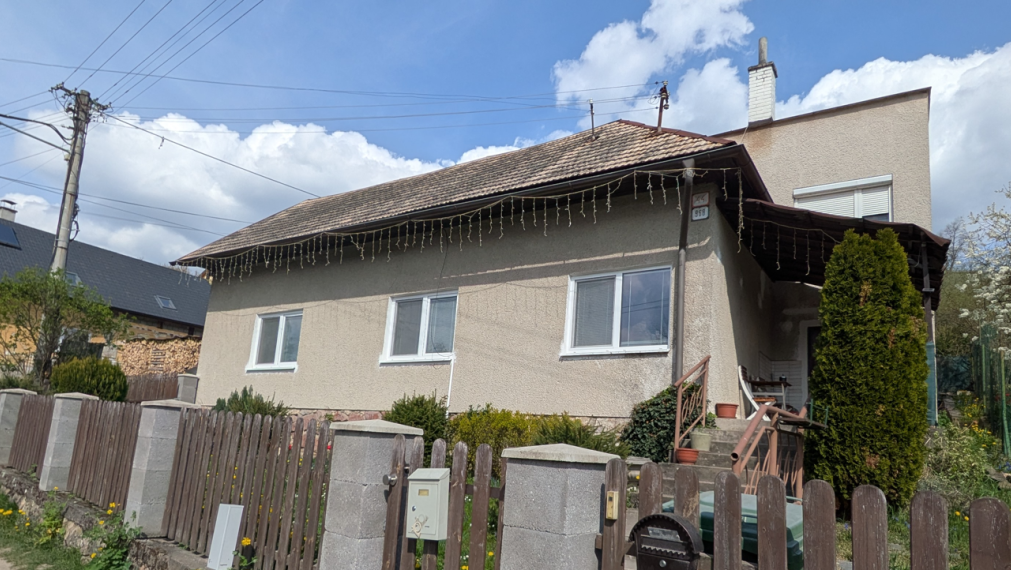 znížená cena, exkluzívny predaj 5 izbový rodinný dom, vhodný ako investícia, pozemok 656 m2, Nová Baňa