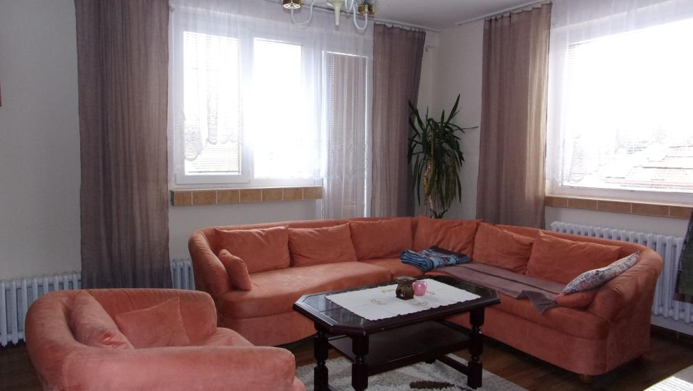 exkluzívny predaj zariadený 6 izbový rodinný dom, pozemok 1270 m2, Rišňovce