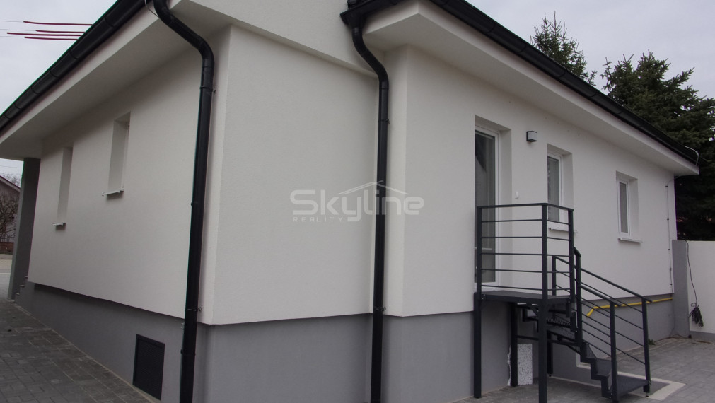 Prenajaté!!Prenájom 3 izbového rodinného domu, Tesárske Mlyňany