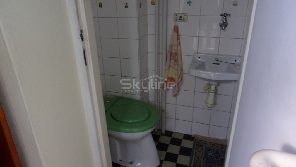 Na predaj rodinný dom v pôvodnom stave, tichá lokalita, pozemok 850 m2, Nitra časť Zobor