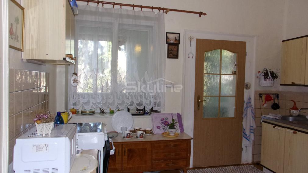 Na predaj útulný vidiecky dom 168 m2, pozemok 2457 m2, Pastovce, Levice