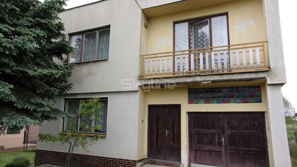 REZERVOVANÉ!! priestranný dvojpodlažný rodinný dom, tichá lokalita, Dedinka okres Nové Zámky