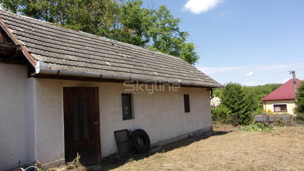 Exkluzívny predaj - 5 izbový rodinný dom, tichá lokalita v obci Keť, Levice