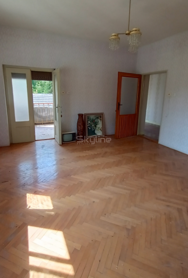 Exkluzívny predaj - 5 izbový rodinný dom, tichá lokalita v obci Keť, Levice