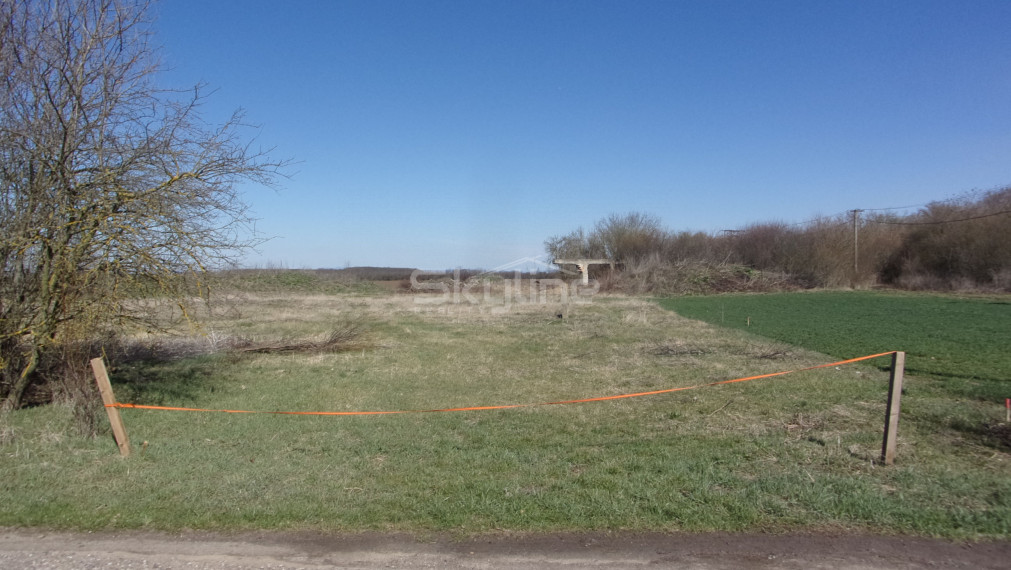 PREDANÉ! predaj stavebného pozemku 3449 m2, Málaš, Levice