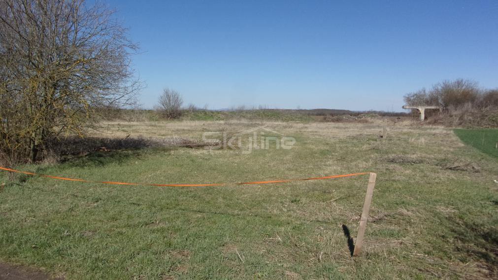 PREDANÉ! predaj stavebného pozemku 3449 m2, Málaš, Levice