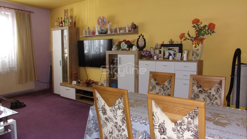 Výrazne znížená cena!! - dvojgeneračný rodinný dom, pozemok 1450 m2, rekonštrukcia, Pusté Sady