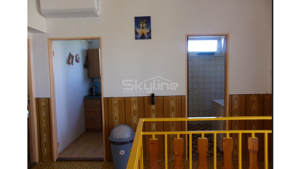 Výrazne znížená cena!! - dvojgeneračný rodinný dom, pozemok 1450 m2, rekonštrukcia, Pusté Sady