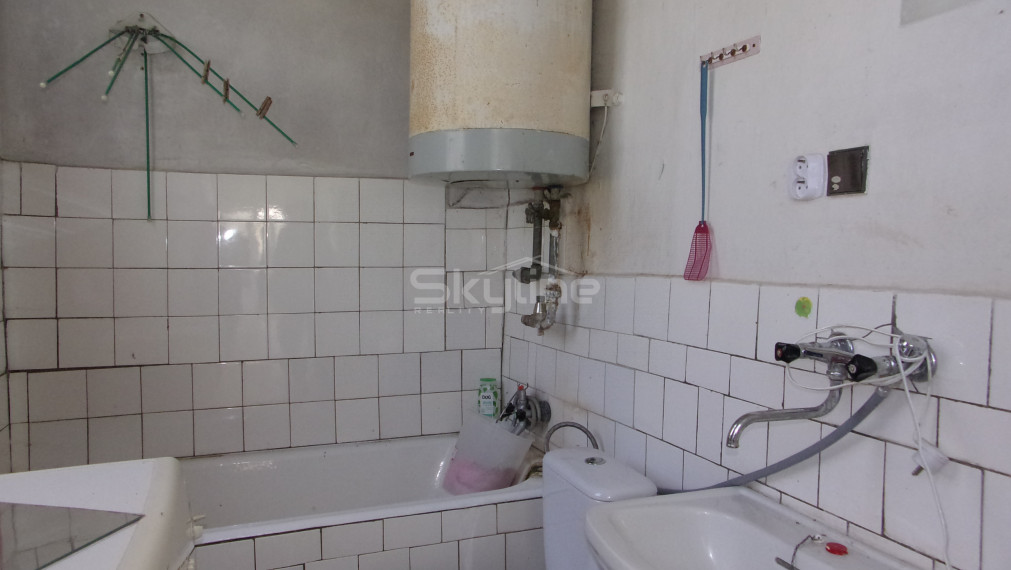 Znížená cena!! na predaj vidiecky dom, pôvodný stav, pozemok  2119 m2, Kolta, Nové Zámky