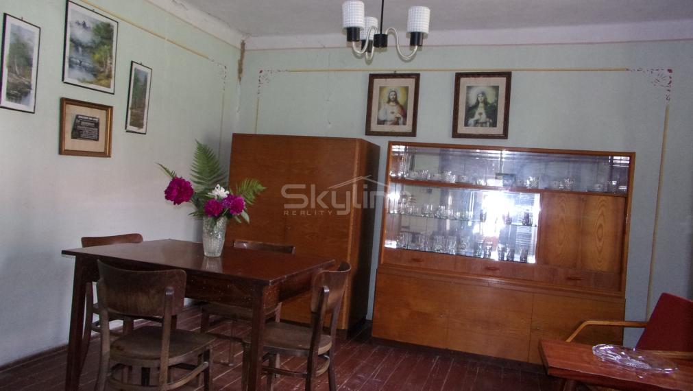 PREDANÉ!! Exkluzívne na predaj chalupa 100 m2, pôvodný stav, pozemok  715 m2  Čaka, Levice