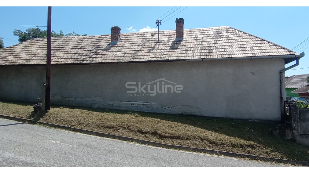 PREDANÉ!! Exkluzívne na predaj chalupa 100 m2, pôvodný stav, pozemok  715 m2  Čaka, Levice