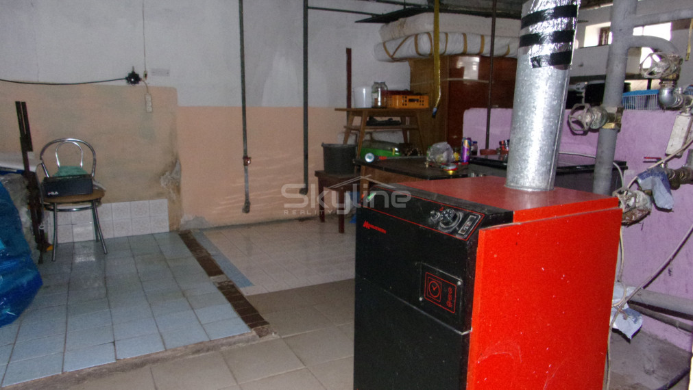 Výrazne znížená cena!! - dvojgeneračný rodinný dom, pozemok 1450 m2, rekonštrukcia, Pusté Sady