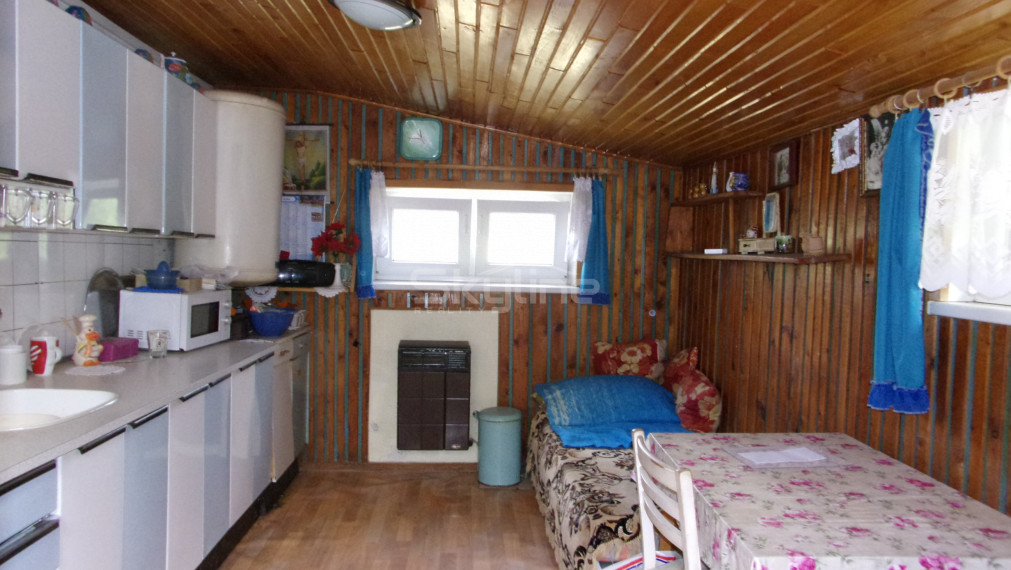 Znížená cena!!! predaj 3 izbový rodinný dom, tichá lokalita, Kolta, Nové Zámky