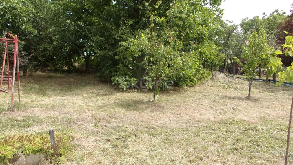 Znížená cena!!! predaj 3 izbový rodinný dom, tichá lokalita, Kolta, Nové Zámky