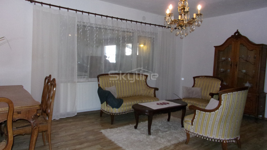 Exkluzívne na predaj rodinný dom, rekonštrukcia,  pozemok 2576 m2, Kolta, Nové Zámky