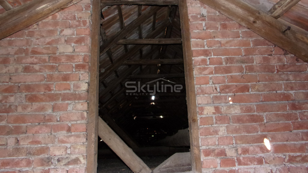 Exkluzívna ponuka - prevádzková budova 400 m2, Plavé Vozokany, Levice