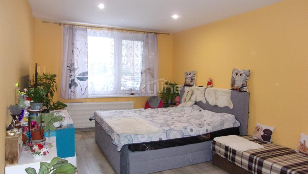 Predaj 3 izbový byt, rekonštrukcia, Nové Zámky