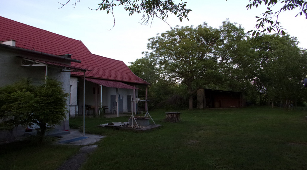 Exkluzívne na predaj rodinný dom, čiastočná rekonštrukcia, tichá lokalita, Bíňa, Nové Zámky