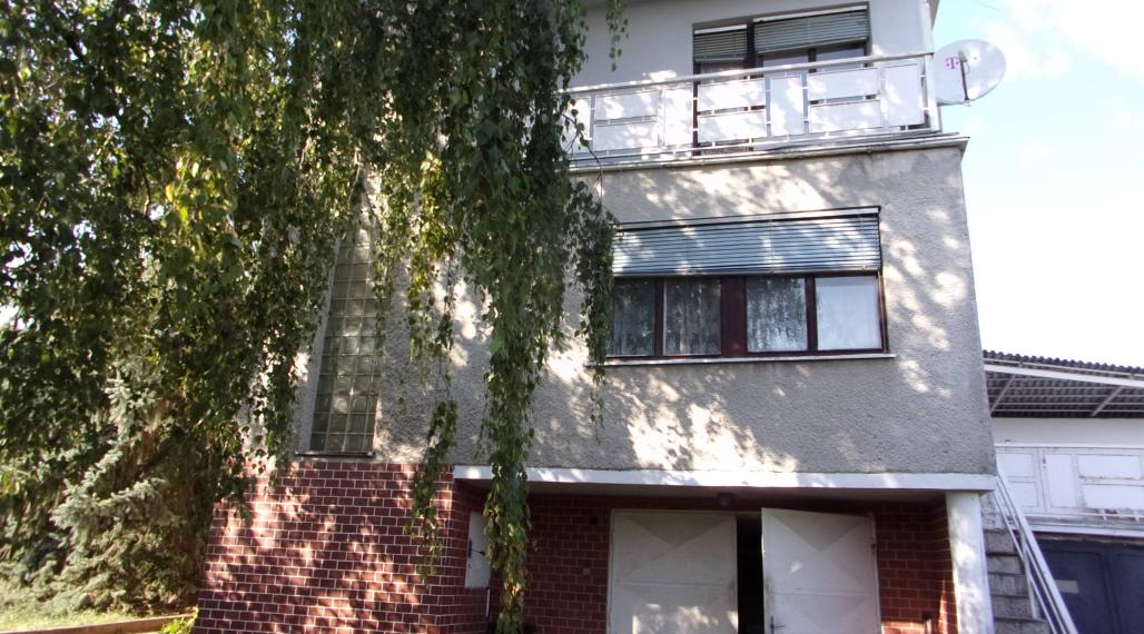 Na predaj rodinný dom v pôvodnom stave, tichá lokalita, pozemok 850 m2, Nitra časť Zobor