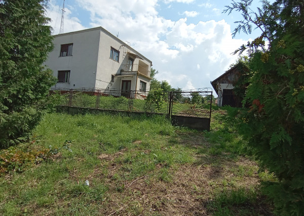 Exkluzívny predaj - 5 izbový rodinný dom, tichá lokalita v obci Keť, Levice