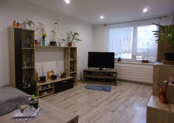 Exkluzívny predaj 3 izbový byt, rekonštrukcia, Nové Zámky