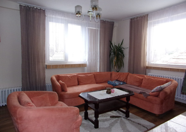exkluzívny predaj zariadený 6 izbový rodinný dom, pozemok 1270 m2, Rišňovce