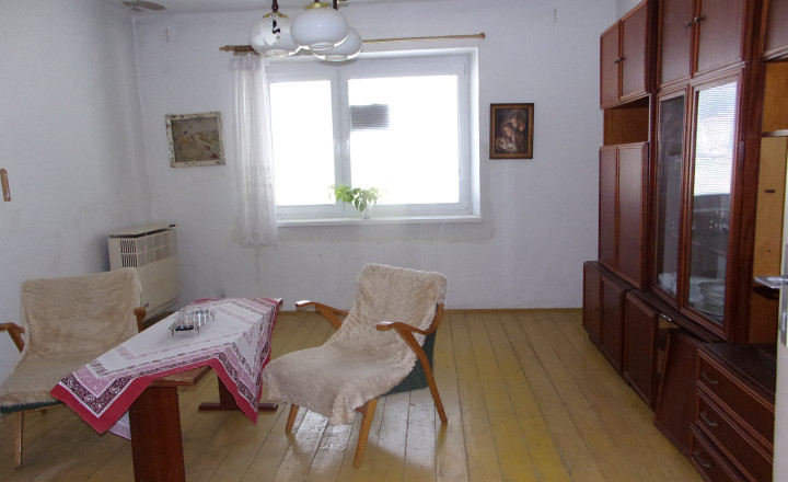 Znížená cena!! na predaj vidiecky dom, pôvodný stav, pozemok  2119 m2, Kolta, Nové Zámky - fotografia 9