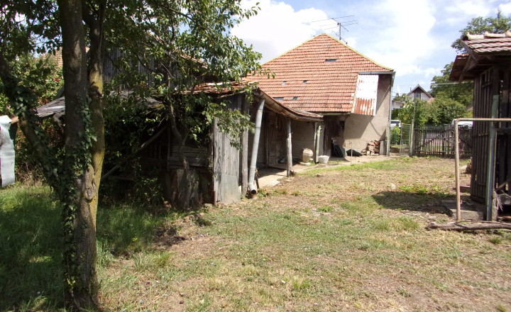 Znížená cena!! na predaj vidiecky dom, pôvodný stav, pozemok  2119 m2, Kolta, Nové Zámky - fotografia 12