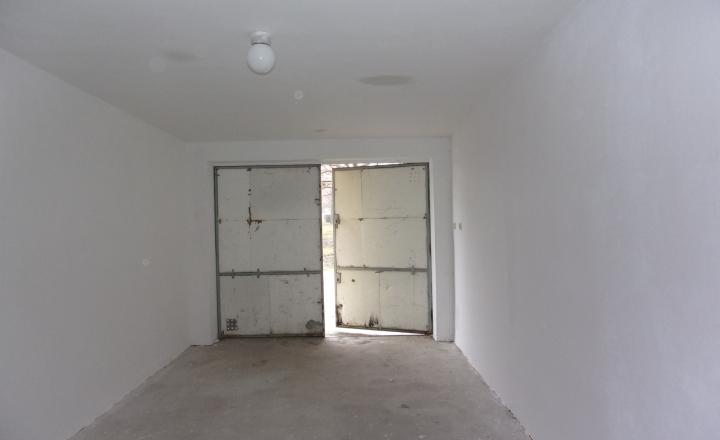 PRENAJATE samostatná garáž 23 m2, Nové Zámky - fotografia 4