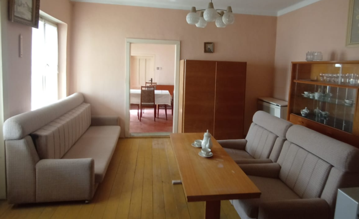 Znížená cena!! na predaj vidiecky dom, pôvodný stav, pozemok  2119 m2, Kolta, Nové Zámky