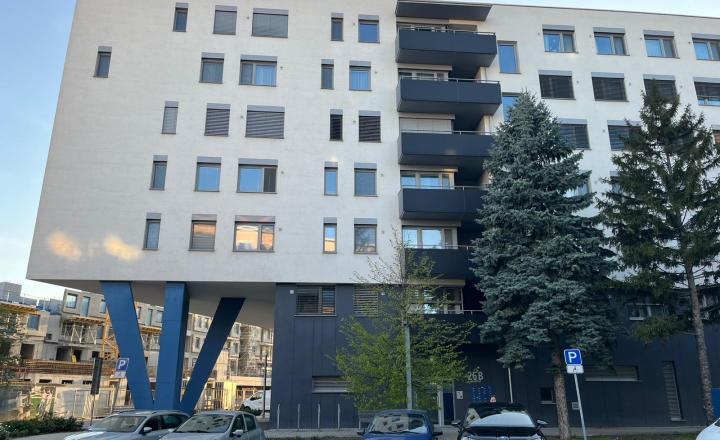 PRENAJATÉ Prenájom 1izbový byt Bratislava-Ružinov - fotografia 1