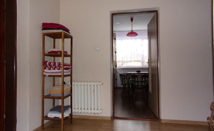 REZERVOVANÉ  exkluzívny predaj zariadený 6 izbový rodinný dom, pozemok 1270 m2, Rišňovce - fotografia 9