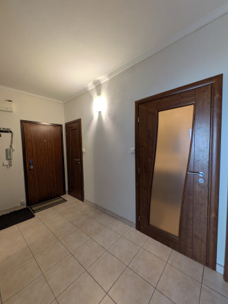 predaj 3 izbový prerobený byt, 1 balkón, Krušovská ul., Topoľčany - fotografia 3