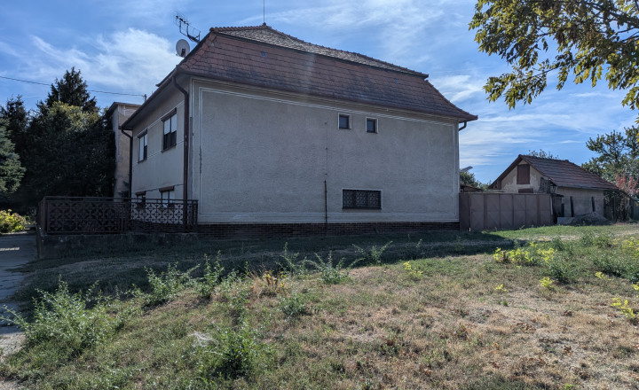 exkluzívne na predaj 4 izbový rodinný dom, Plavé Vozokany, okres Levice. - fotografia 14